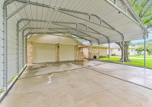 36th image of 2012 Scott St, La Marque, TX 77568 | MLS# 4669701