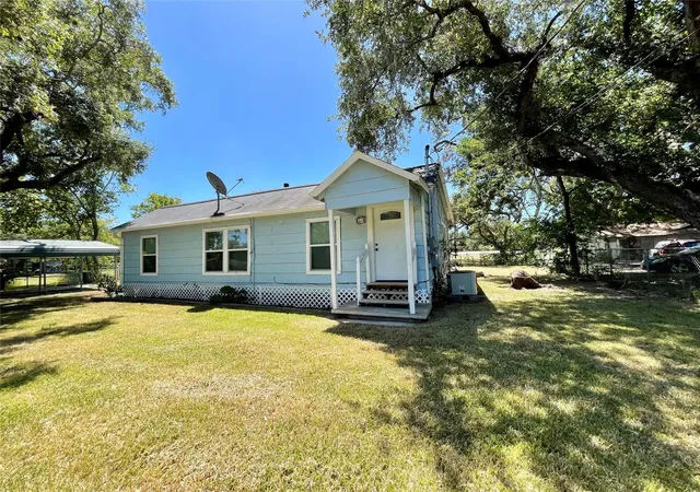 2nd image of 6227 S F Austin, Jones Creek, TX 77541 | MLS# 57145347