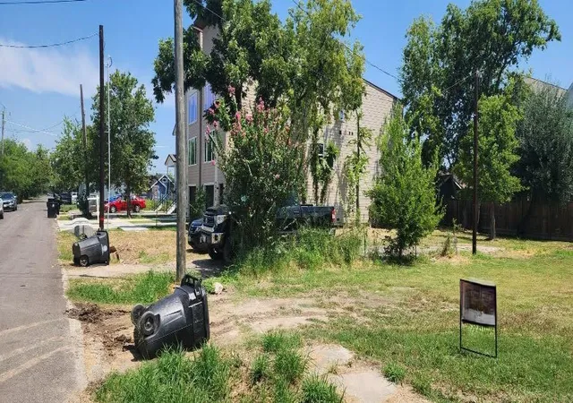 Photo 4 of Land for sale at 2210 Bringhurst St, Houston, TX 77026 | MLS# 66661889 | Listing updated on 2026-08-28