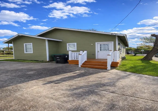 2nd image of 4405 Canal St, Houston, TX 77011 | MLS# 15765504