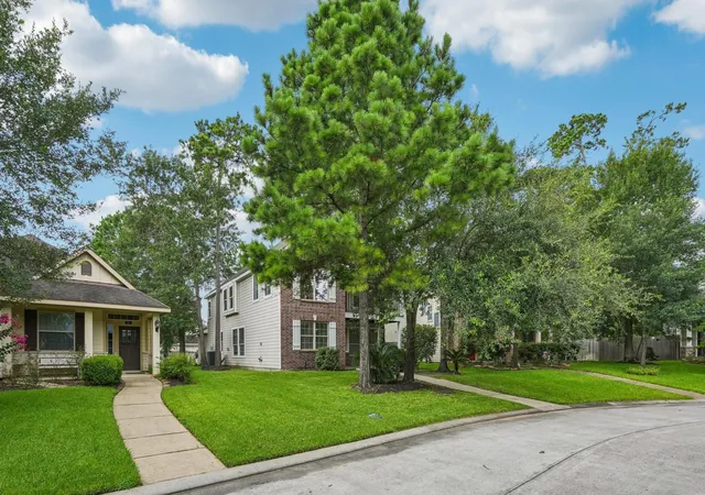 5th image of 90 Panterra Wy, The Woodlands, TX 77382 | MLS# 8865097