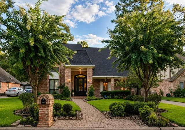 Photo 1 of Sale Pending at 16211 Chipstead Dr, Spring, TX 77379 | MLS# 16446542 | Listing updated on 2026-08-03