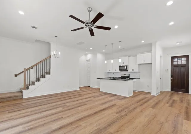3rd image of 5006 Elizabeth City St, Houston, TX 77021 | MLS# 82280552