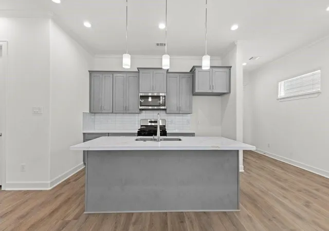 5th image of 5006 Elizabeth City St, Houston, TX 77021 | MLS# 82280552