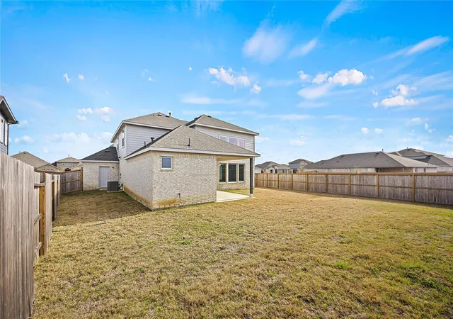 37th image of 648 Canadian Trl, Dayton, TX 77535 | MLS# 62789292