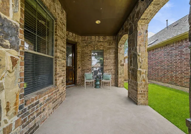 Photo 3 of Sale Pending at 2206 Ascot Ln, Sugar Land, TX 77479 | MLS# 60228331 | Listing updated on 2026-10-06