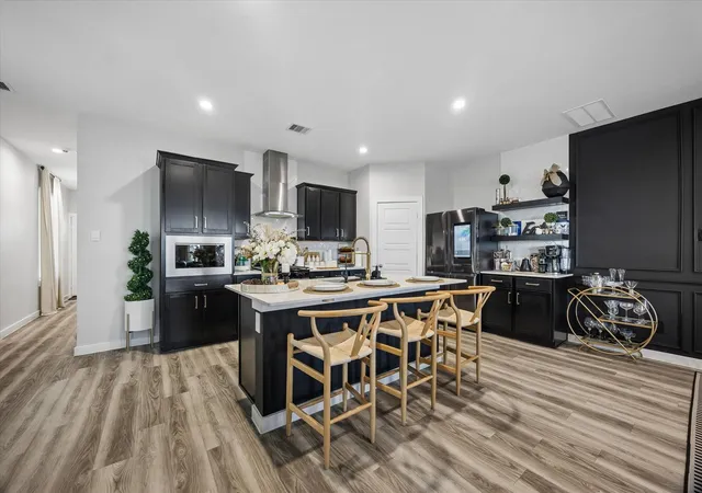2nd image of 3034 Crown Gate Dr, Houston, TX 77047 | MLS# 39994848