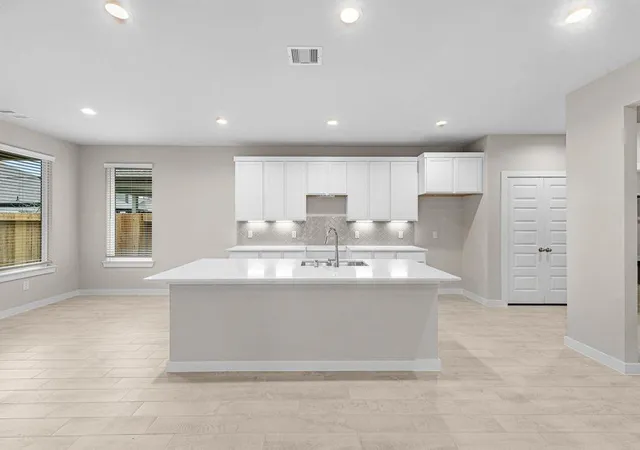 Photo 2 of Single family home for sale at 2483 Forest Cedar Ln, Conroe, TX 77301 | MLS# 32420796 | Listing updated on 2026-06-26
