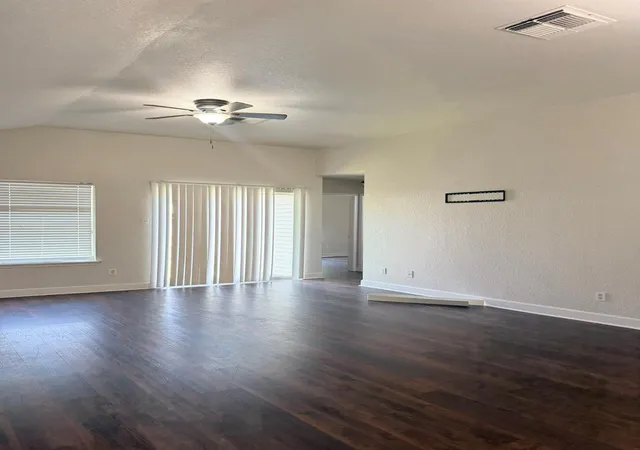 image of 15527 Martineau St, Houston, TX 77032 | MLS# 62246873