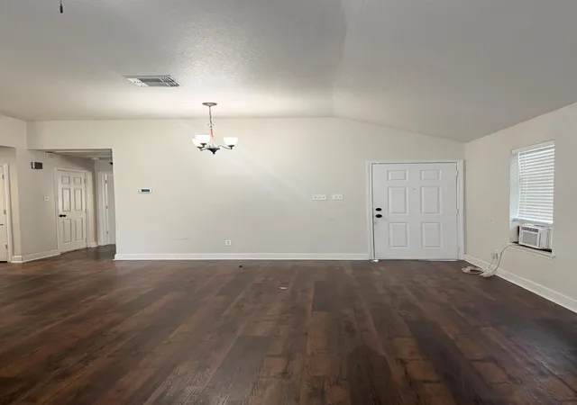 image of 15527 Martineau St, Houston, TX 77032 | MLS# 62246873