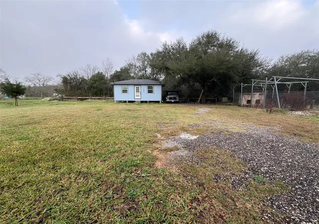 3rd image of 7230 Moore Street, Hitchcock, TX 77563 | MLS# 35044120