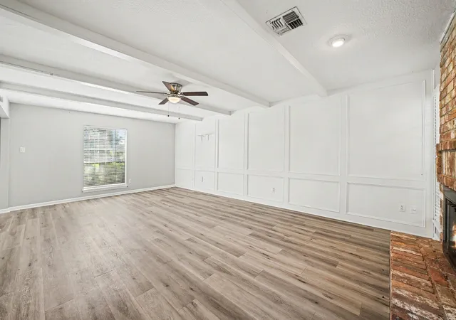 Photo 4 of Single family home for sale at 7911 Byp Forest Dr, Houston, TX 77088 | MLS# 88160191 | Listing updated on 2026-09-03