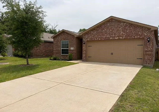 Photo 2 of Single family home for sale at 22723 Holw Amber Dr, Hockley, TX 77447 | MLS# 27142981 | Listing updated on 2026-08-19
