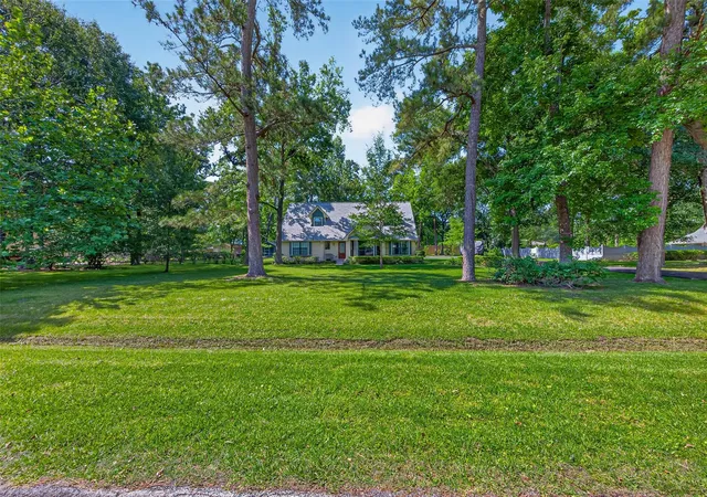 Photo 3 of Single family home for sale at 1620 Palomino Ln, Kingwood, TX 77339 | MLS# 80921069 | Listing updated on 2026-09-14