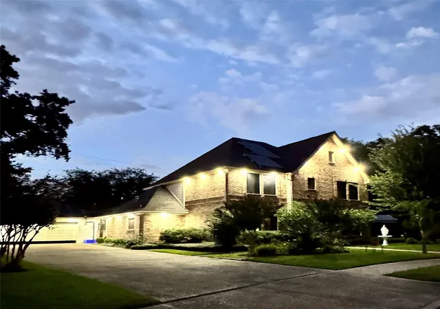 35th image of 226 Rollingwood Cir, Baytown, TX 77520 | MLS# 29210197