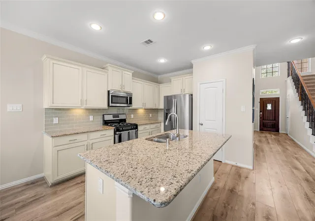 4th image of 15638 Kensington Bluff Dr, Cypress, TX 77429 | MLS# 45815263