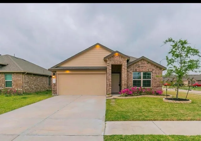 Homes for sale in Rosharon, TX | 502 Poppy Field Ct, Rosharon, TX 77583 | MLS# 33411159