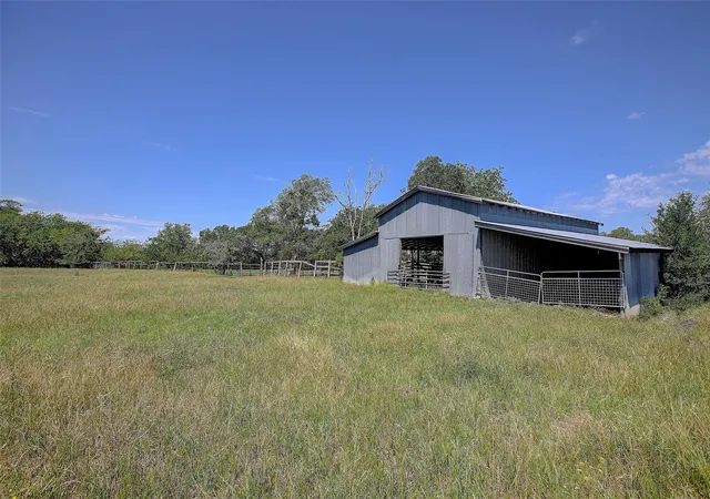 33rd image of 4739 Creamer Creek Rd, La Grange, TX 78945 | MLS# 2977807