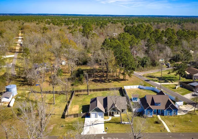37th image of 308 Resort Dr, Livingston, TX 77351 | MLS# 29676771