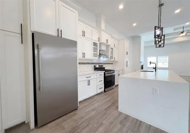 Photo 2 of Single family home for sale at 40402 Mostyn Dr, Magnolia, TX 77354 | MLS# 59054334 | Listing updated on 2026-08-27