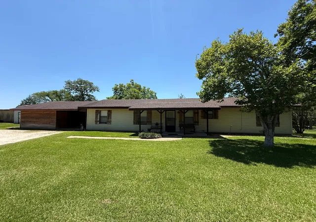 Homes for sale in Buffalo, TX | 10308 Farm Market 831, Buffalo, TX 75831 | MLS# 70610165
