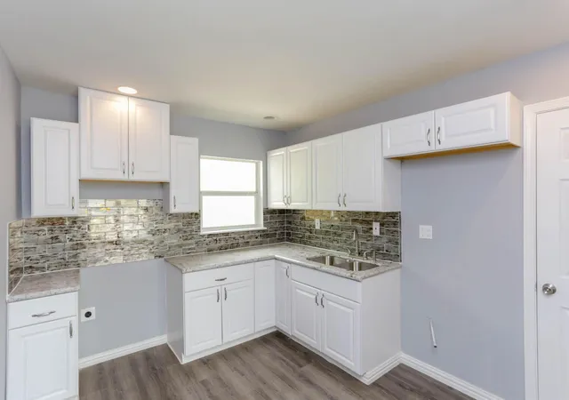 5th image of 5317 Tarawa Rd, Houston, TX 77033 | MLS# 5325663