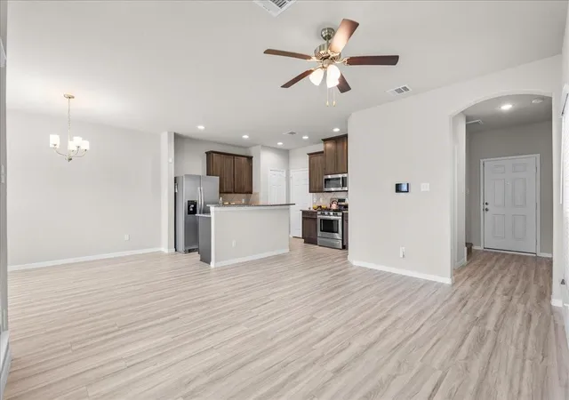 Photo 4 of Sale Pending at 13310 Colina Meadows Ln, Houston, TX 77048 | MLS# 96196603 | Listing updated on 2026-09-23