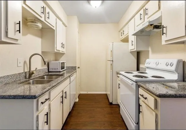 Photo 1 of Condo for sale at 6200 W Tidwell Rd #1614, Houston, TX 77092 | MLS# 7922353 | Listing updated on 2026-06-07