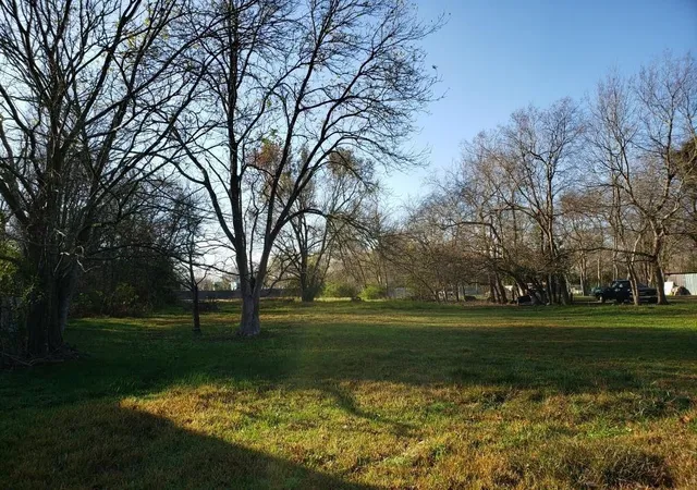 7th image of 8106 Betty Boop St, Houston, TX 77028 | MLS# 84529600