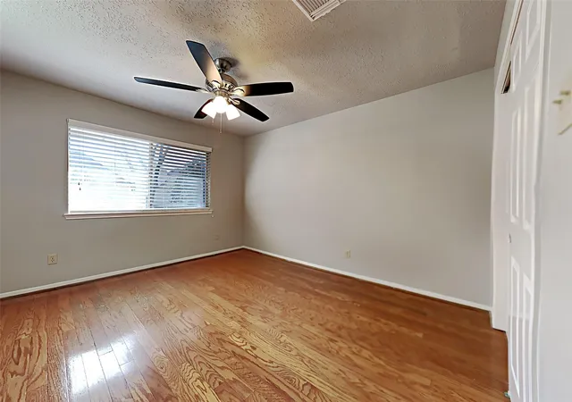 Photo 2 of Single family home for sale at 4703 Glasgow Dr, Missouri City, TX 77459 | MLS# 24641485 | Listing updated on 2026-09-05