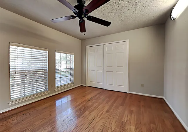 Photo 3 of Single family home for sale at 4703 Glasgow Dr, Missouri City, TX 77459 | MLS# 24641485 | Listing updated on 2026-09-05