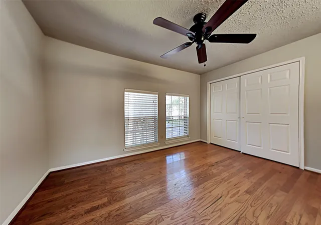 Photo 3 of Single family home for sale at 4703 Glasgow Dr, Missouri City, TX 77459 | MLS# 24641485 | Listing updated on 2026-09-05