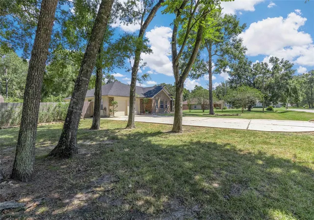 Photo 3 of Sale Pending at 11418 Walraven Dr, Huffman, TX 77336 | MLS# 55908977 | Listing updated on 2026-09-12