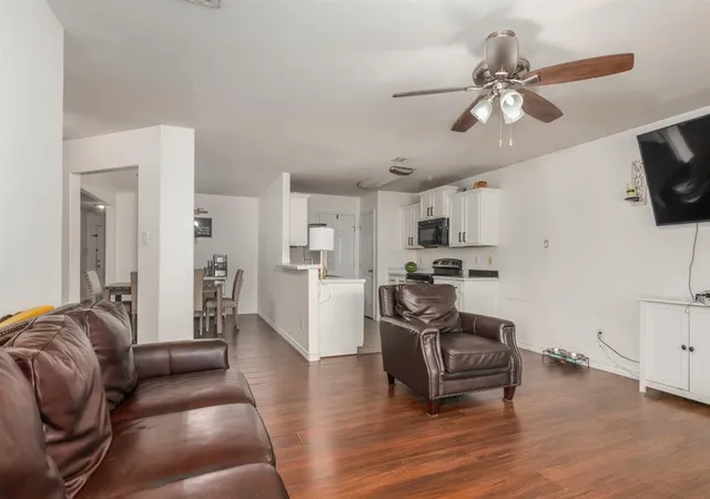 Photo 4 of Single family home for sale at 12415 York Bend Ln, Houston, TX 77044 | MLS# 80649666 | Listing updated on 2026-06-09