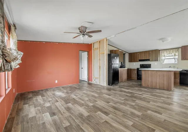5th image of 7401 Catalina Hill Ct, Bryan, TX 77808 | MLS# 65303430