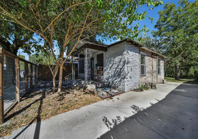 4th image of 1120 Capron St, Houston, TX 77020 | MLS# 4494849