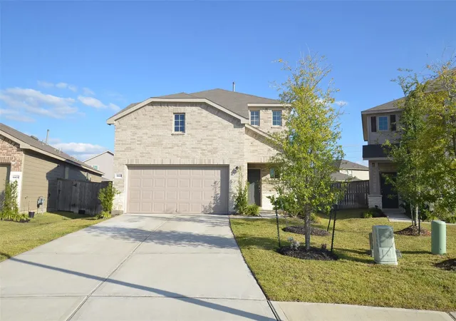 Photo 1 of Single family home for sale at 16439 Big Hickory Dr, Conroe, TX 77302 | MLS# 33174168 | Listing updated on 2026-08-31