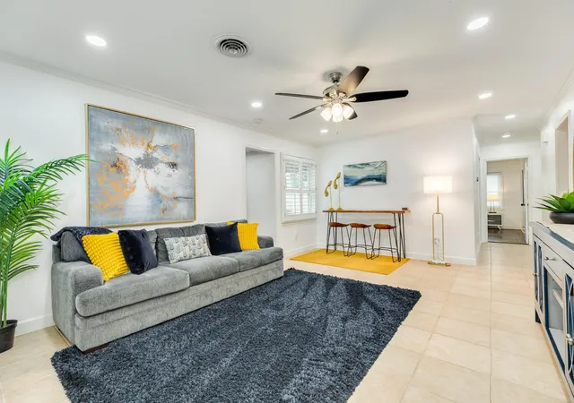 Photo 3 of Sale Pending at 105 Marlin Ave, Galveston, TX 77550 | MLS# 64416065 | Listing updated on 2026-08-07