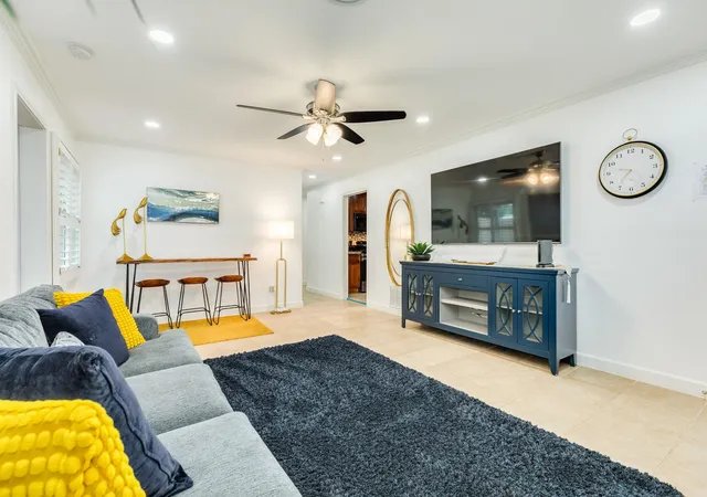 Photo 4 of Sale Pending at 105 Marlin Ave, Galveston, TX 77550 | MLS# 64416065 | Listing updated on 2026-08-07