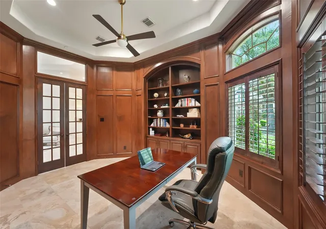 Photo 4 of Single family home for sale at 19 Harmony Links Pl, Spring, TX 77382 | MLS# 78665660 | Listing updated on 2026-09-05
