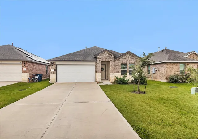 Photo 3 of Single family home for sale at 2409 Mulligan Ln, Navasota, TX 77868 | MLS# 40106659 | Listing updated on 2026-09-12