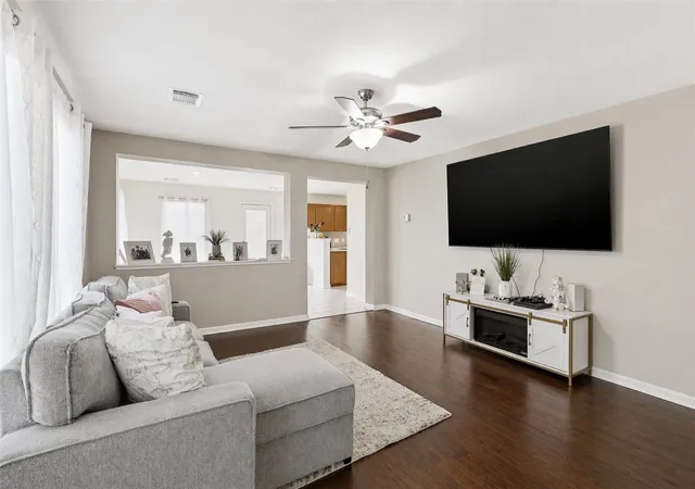 Photo 3 of Single family home for sale at 3010 Swift Brk Glen Way, Spring, TX 77389 | MLS# 7232575 | Listing updated on 2026-07-17
