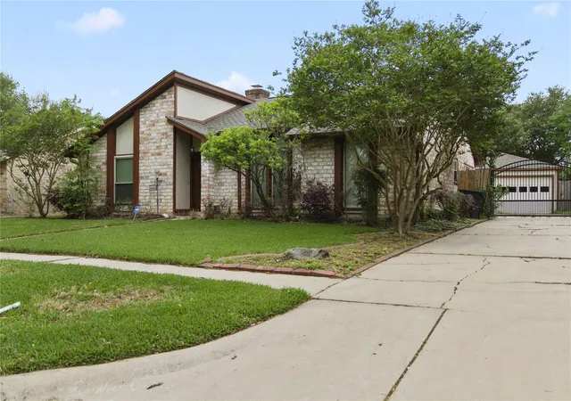 2nd image of 2834 Cotton Stock Dr, Sugar Land, TX 77479 | MLS# 18311870