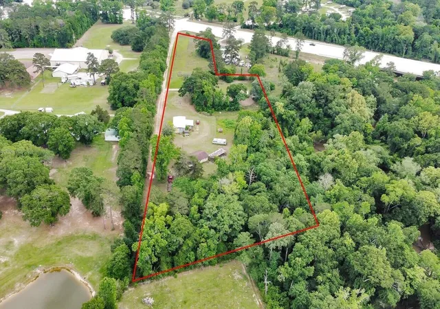 Photo 2 of Multi family home for sale at 15635 Highway 105 E Rd, Conroe, TX 77306 | MLS# 31026535 | Listing updated on 2026-08-12