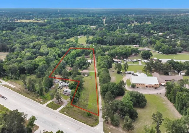 Photo 30 of Multi family home for sale at 15635 Highway 105 E Rd, Conroe, TX 77306 | MLS# 31026535 | Listing updated on 2026-08-12