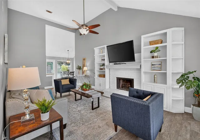 4th image of 2018 Creston Dr, Spring, TX 77386 | MLS# 49926751