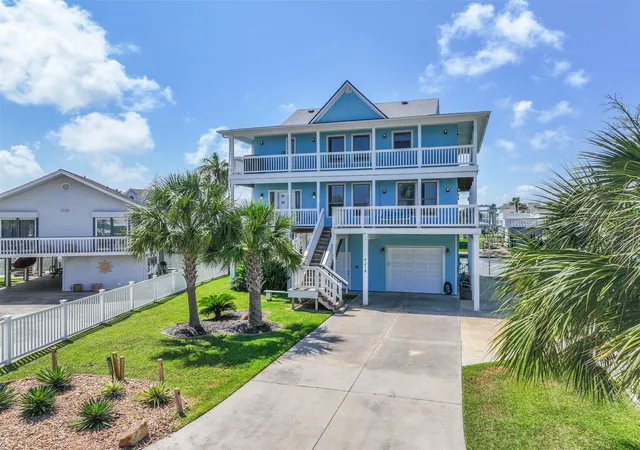 Photo 3 of Single family home for sale at 4214 Spanish Main, Galveston, TX 77554 | MLS# 7437841 | Listing updated on 2026-08-25