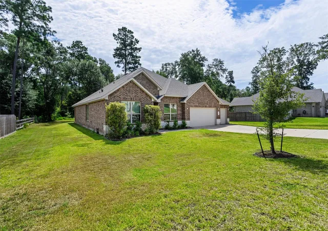 Photo 2 of Single family home for sale at 172 Leila Lane, New Waverly, TX 77358 | MLS# 94792013 | Listing updated on 2026-09-11