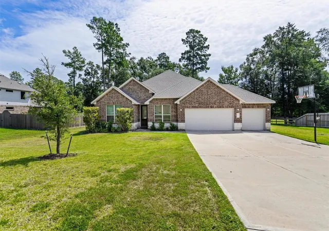Photo 3 of Single family home for sale at 172 Leila Lane, New Waverly, TX 77358 | MLS# 94792013 | Listing updated on 2026-09-11