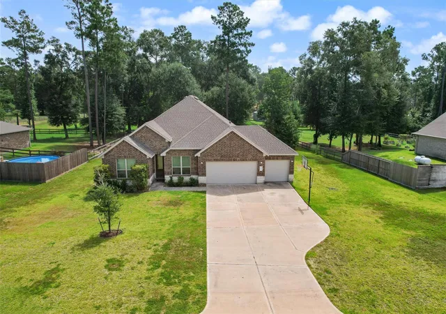 Photo 4 of Single family home for sale at 172 Leila Lane, New Waverly, TX 77358 | MLS# 94792013 | Listing updated on 2026-09-11